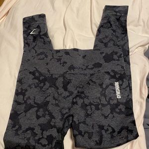 Gymshark black camo adapt
